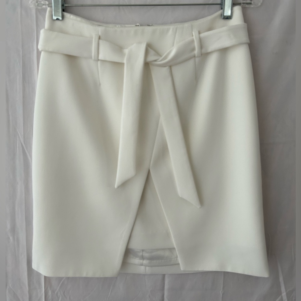 White House Black Market Belted Pencil Skirt, Size 4P